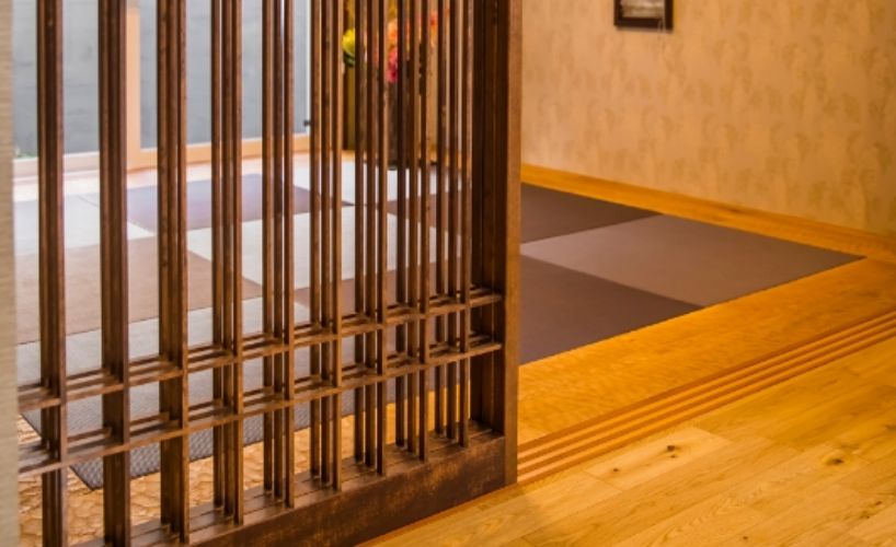 居室と廊下などの床面 の段差をなくしたフラットフロアを採用
